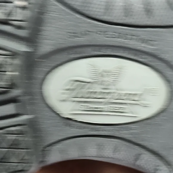 Thorogood Athletic Slip Resisting Black Slip-On Shoes T - Picture 10 of 11